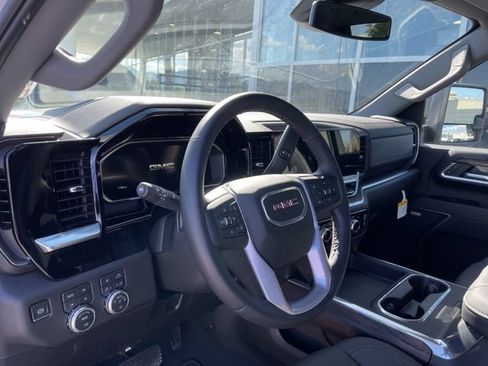 Used 2026 GMC Sierra 3500 SLT w/ SLT Convenience Package AWD/4WD image 8