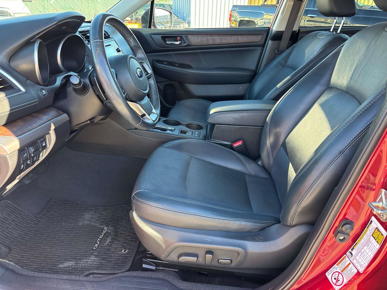 Used 2018 Subaru Outback 2.5i Limited AWD/4WD image 10