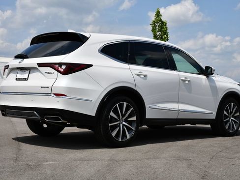 Used 2026 Acura MDX SH-AWD w/ Technology Package image 7