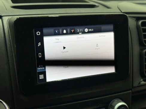 Used 2024 RAM ProMaster 3500 w/ Convenience Group image 32