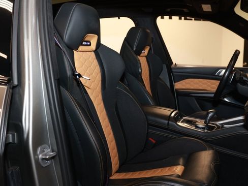Used 2021 BMW X5 M w/ Competition Package image 17