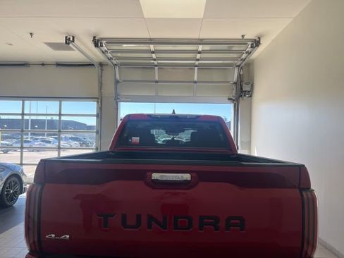 Used 2024 Toyota Tundra Limited image 9
