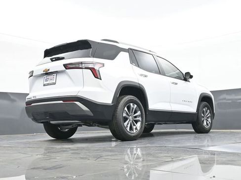 New 2026 Chevrolet Equinox LT w/ Convenience Package II FWD image 51