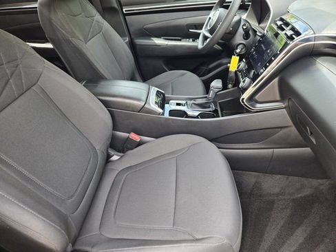 Certified 2023 Hyundai Tucson SE FWD image 13
