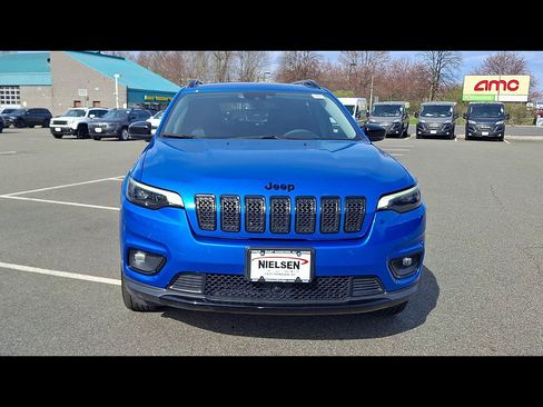 Used 2023 Jeep Cherokee Altitude Lux image 3
