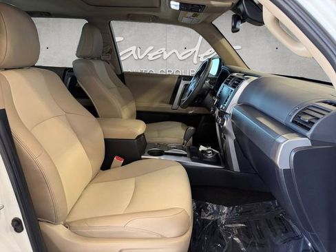 Used 2022 Toyota 4Runner SR5 Premium image 24