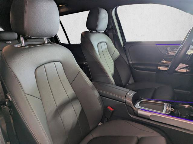 Used 2025 Mercedes-Benz GLB 250 image 22