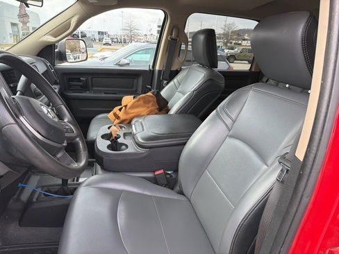 Used 2020 RAM 2500 Tradesman w/ Chrome Appearance Group image 2