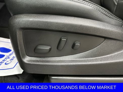 Used 2017 GMC Sierra 1500 Denali w/ Denali Ultimate Package AWD/4WD image 10