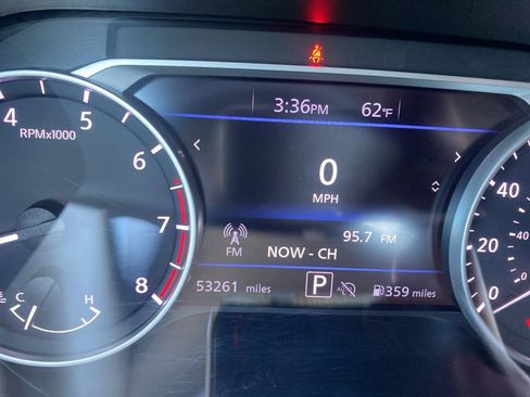 Used 2024 Nissan Sentra SV image 20