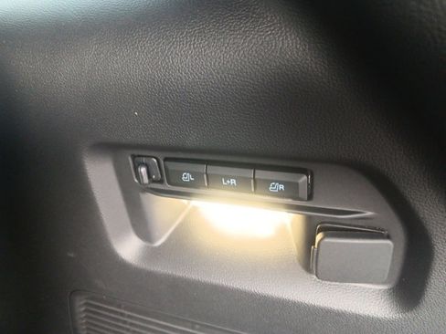 New 2026 Ford Explorer Platinum w/ LUX Leather Package image 17