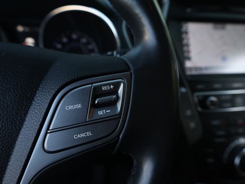 Used 2018 Hyundai Santa Fe Sport FWD image 23