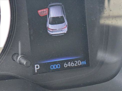Used 2022 Toyota Corolla LE FWD image 10
