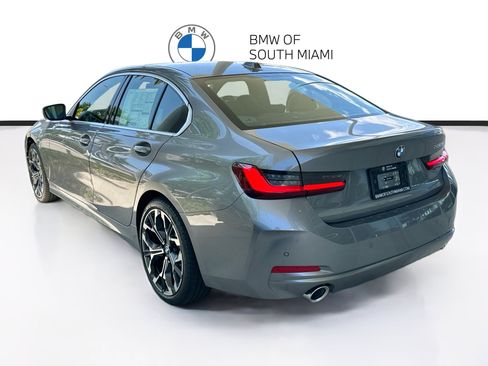 New 2026 BMW 330i Sedan w/ Convenience Package RWD image 4
