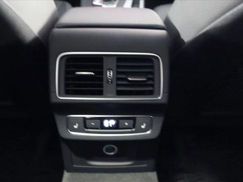 Used 2018 Audi Q5 Prestige image 24