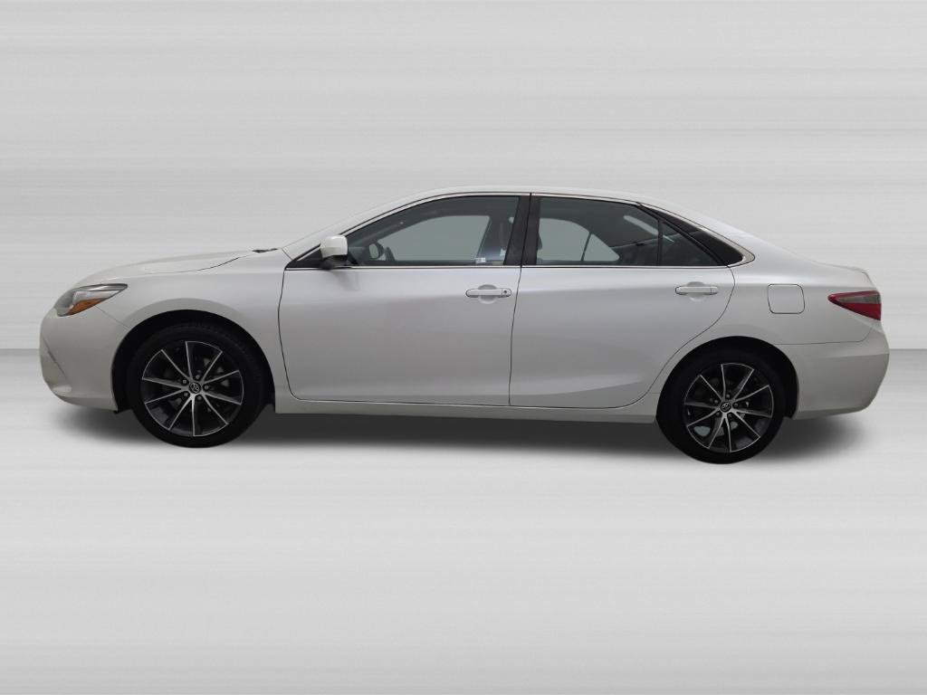 Used 2016 Toyota Camry SE FWD image 7