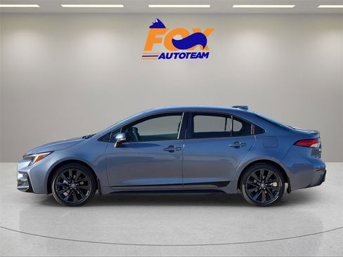 New 2026 Toyota Corolla SE image 2