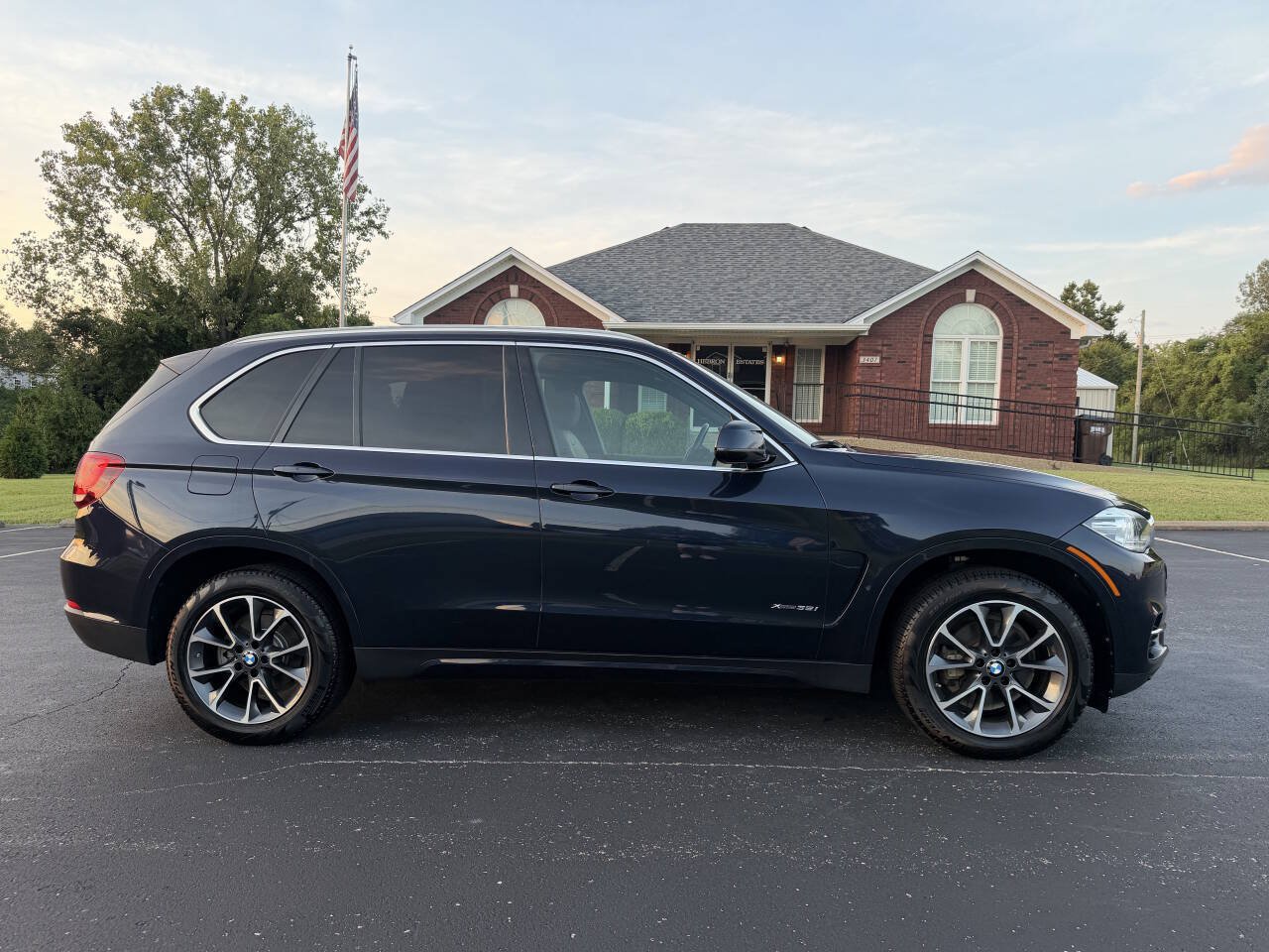 Used 2017 BMW X5 xDrive35i AWD/4WD image 9