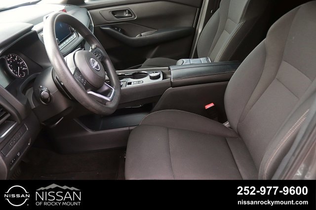 Used 2024 Nissan Rogue S AWD/4WD image 13
