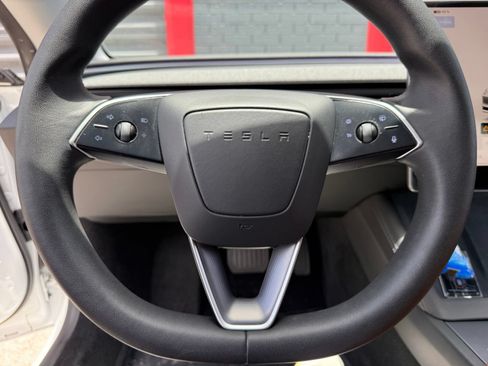 Used 2024 Tesla Model 3 Standard Range RWD image 27