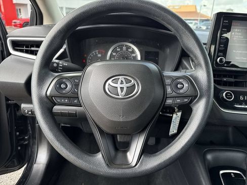 Used 2022 Toyota Corolla LE FWD image 23