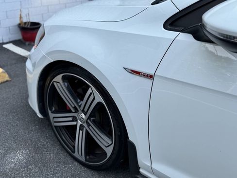 Used 2015 Volkswagen GTI SE w/ Lighting Package (SEL) FWD image 14