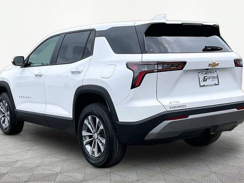 New 2026 Chevrolet Equinox LT FWD image 4