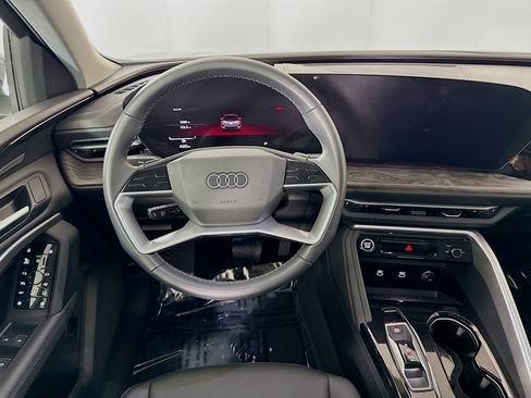 Certified 2025 Audi Q5 Premium Plus w/ Premium Plus image 21