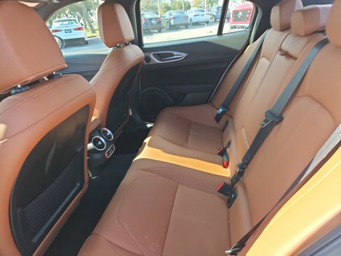 New 2024 Alfa Romeo Giulia Ti image 7