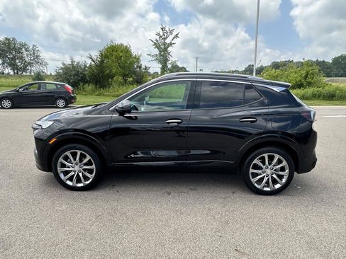 Used 2024 Buick Encore GX Avenir w/ Avenir Convenience Package AWD/4WD image 2