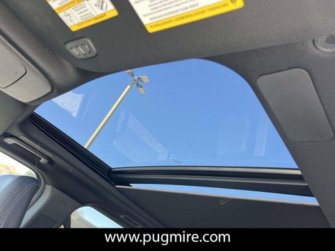 New 2025 Ford Expedition Platinum w/ Stealth Performance Package image 28