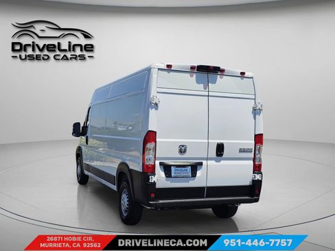 Used 2025 RAM ProMaster 2500 w/ Convenience Group FWD image 8