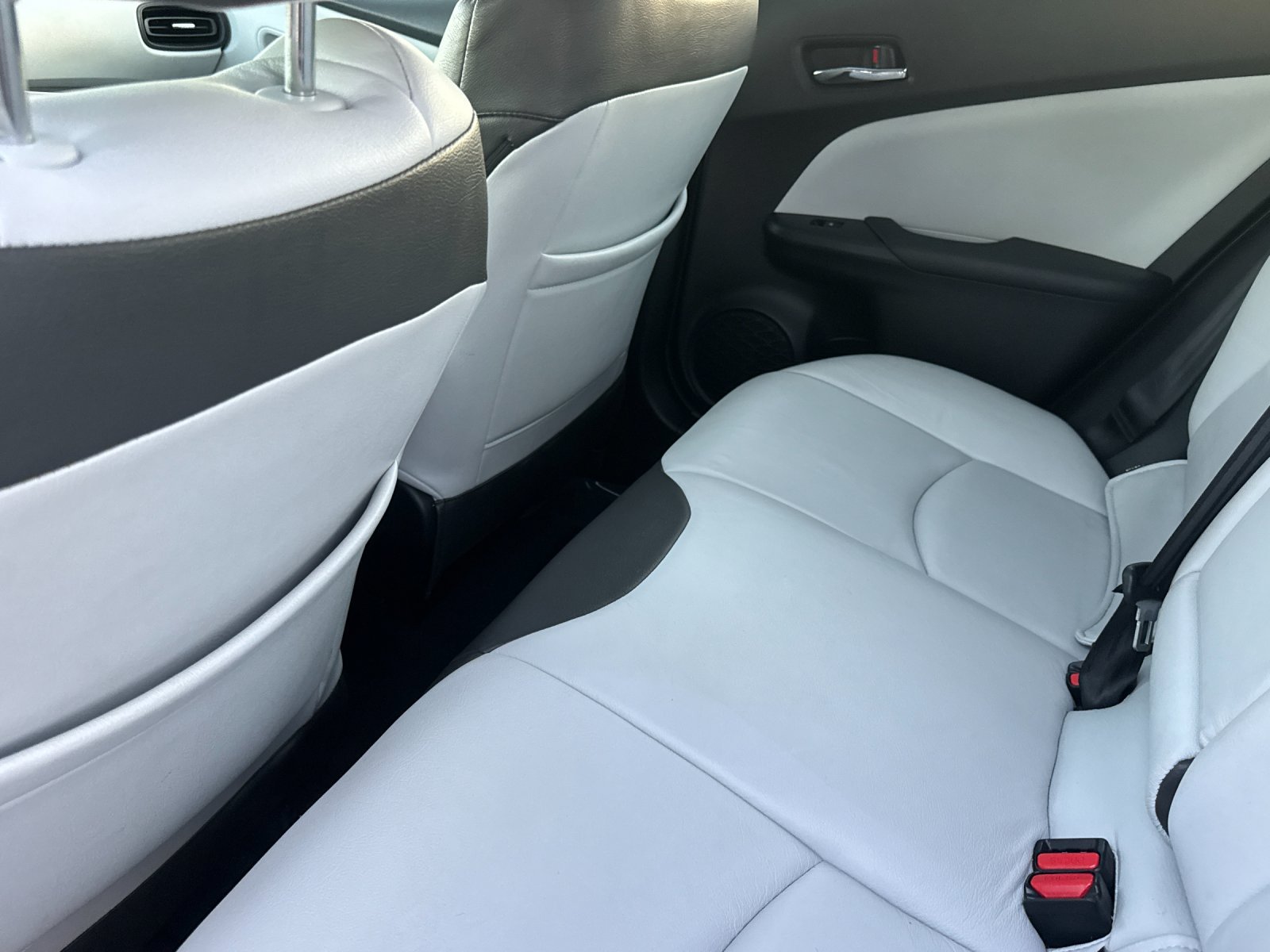 Used 2017 Toyota Prius Two w/ Prius Two Safety Plus Package FWD image 12