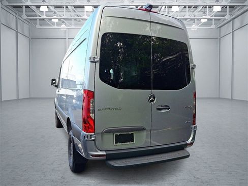 New 2025 Mercedes-Benz Sprinter 2500 image 4