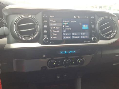 Used 2021 Toyota Tacoma SR5 RWD image 17