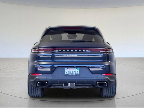 Certified 2026 Porsche Cayenne AWD/4WD image 7