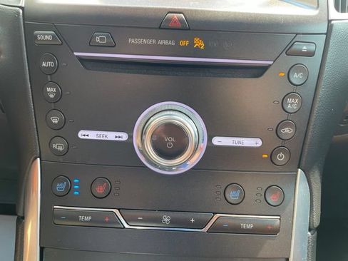 Certified 2019 Ford Edge Titanium w/ Equipment Group 301A AWD/4WD image 26