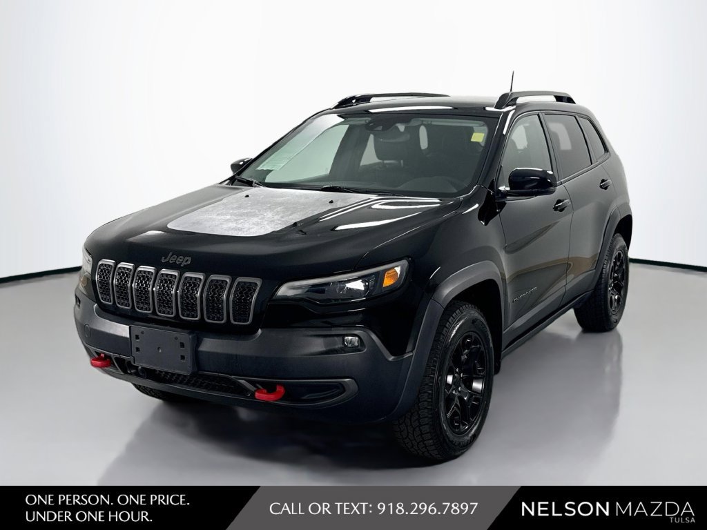 Used 2022 Jeep Cherokee Trailhawk w/ Comfort/Convenience Group AWD/4WD image 1