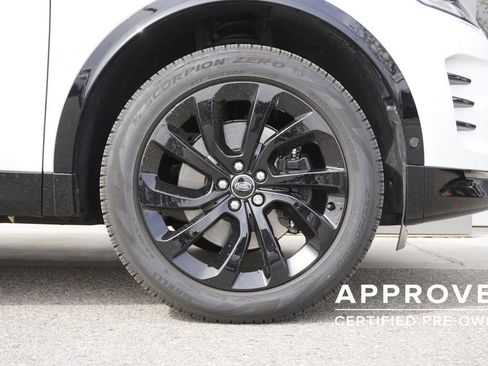 Used 2025 Land Rover Discovery Sport Dynamic SE AWD/4WD image 33