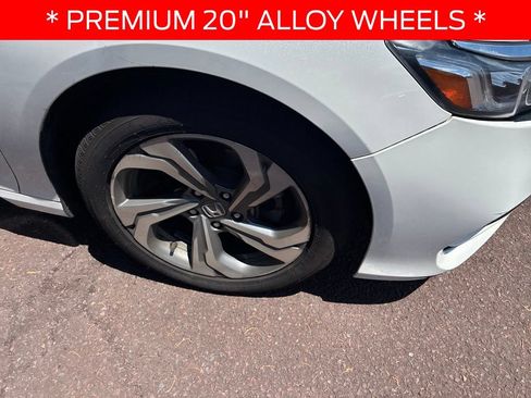 Used 2018 Honda Accord EX image 4