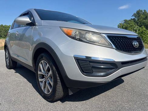 Used 2016 Kia Sportage LX FWD image 7