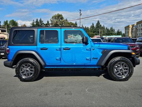 New 2025 Jeep Wrangler Sport S image 9