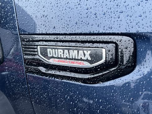 Used 2021 GMC Sierra 1500 Elevation w/ Preferred Package image 11