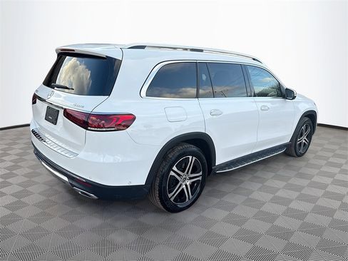 Used 2022 Mercedes-Benz GLS 450 4MATIC image 5