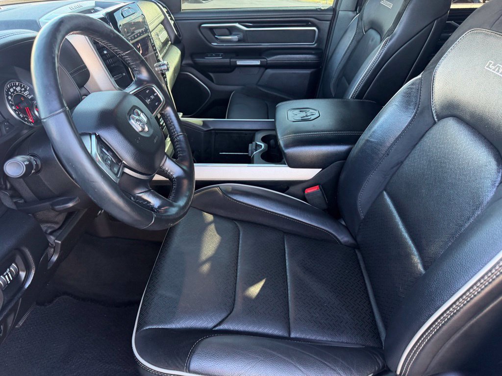 Used 2019 RAM 1500 Laramie w/ Sport Appearance Package AWD/4WD image 27