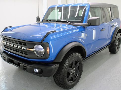 Used 2024 Ford Bronco Black Diamond AWD/4WD image 4