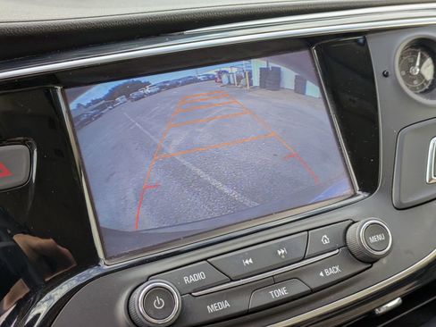 Used 2017 Buick Envision Essence image 23