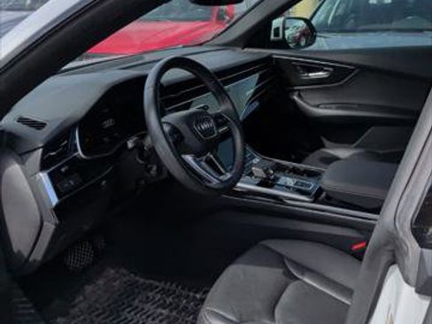 Certified 2021 Audi Q8 Premium Plus w/ Premium Plus Package AWD/4WD image 2