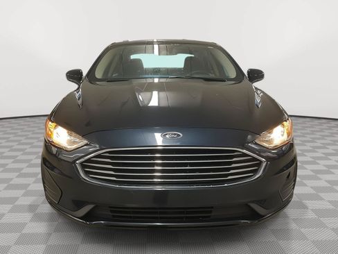Used 2020 Ford Fusion SE FWD image 21