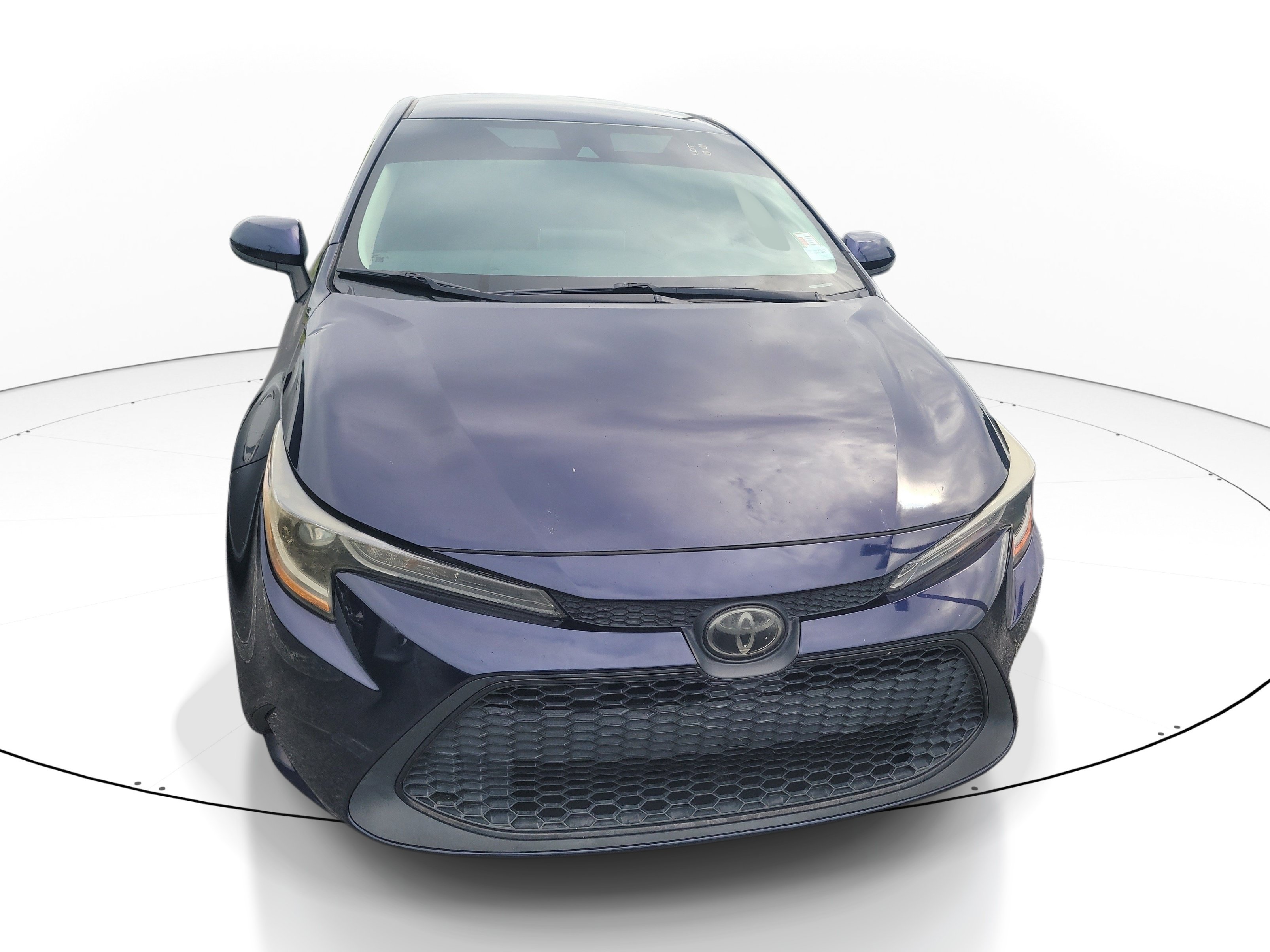 Used 2020 Toyota Corolla LE FWD image 2